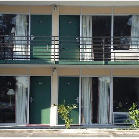 Red Carpet Inn Jesup Exterior foto